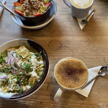 Ki'bok Coffee - Chilaquiles, brûlée latte, fruit and yogurt, latte - Coffee & Tea Near Me - San Miguel de Allende, GUA Ki'bok Coffee - Chilaquiles, brûlée latte, fruit and yogurt, latte - Coffee & Tea Near Me - San Miguel de Allende, GUA