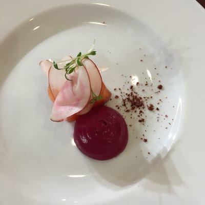 Carrousel du Louvre by null