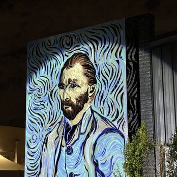 The Starving Artist - Dive Bars Near Me - Phoenix, Arizona