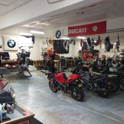 Cheshire Motorsports - Frame-off restorations to tires changes - Cheshire does it all for Ducati, Moto Guzi, and BMW riders/owners!
