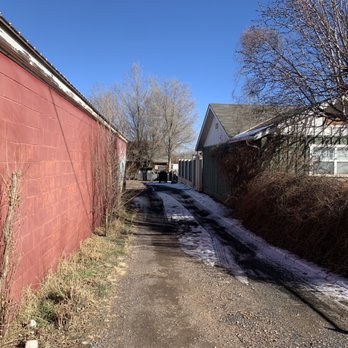 Trappers Cafe - a dirt road and a red wall - Cafes Near Me - Taylor, Arizona Trappers Cafe - a dirt road and a red wall - Cafes Near Me - Taylor, Arizona