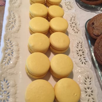 CMYCAKES - Macarons - Desserts Near Me