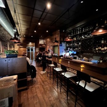 Ros Niyom Thai Restaurant - Thai Near Me - New York, New York