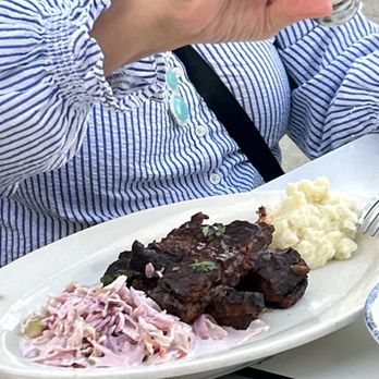 Tiki Beach Pier Restaurant - Ribs potato salad and coleslaw - Seafood Near Me - Rye, New York