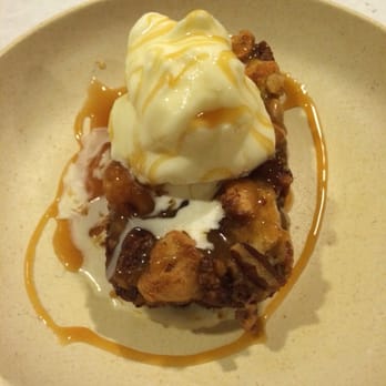 Karai Crab - Bread pudding & vanilla ice cream - Seafood Near Me - Honolulu, Hawaii