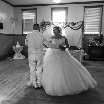 Alyonas Bridal - Bridal Near Me - Auburn, Washington Alyonas Bridal - Bridal Near Me - Auburn, Washington