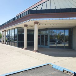 Feather River Cinemas - Entry