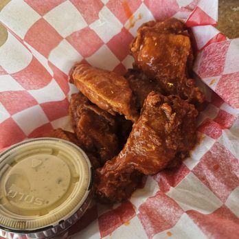 Mama Lucia Pizza - Hot wings - Pizza Near Me - Wexford, Pennsylvania Mama Lucia Pizza - Hot wings - Pizza Near Me - Wexford, Pennsylvania