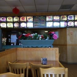 Huang's Mister Wok - Dinner time