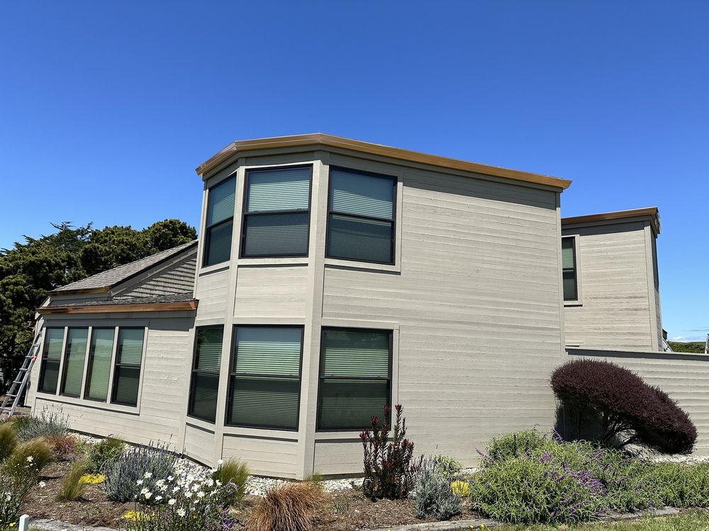 Slide of Mistah Seamless Gutters