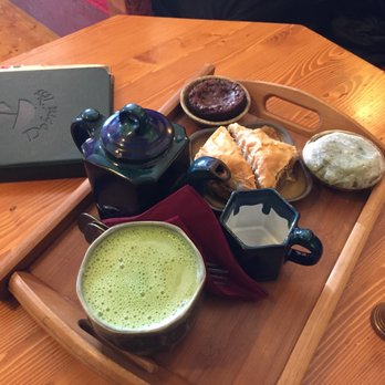 Dobra Tea - Hotcha and baklava and daifuku - Tea Rooms Near Me - Pittsburgh, Pennsylvania