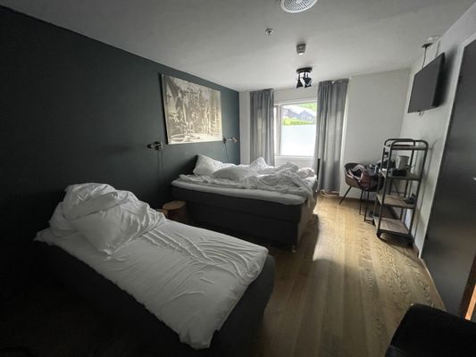 Trolltunga Hotel by null