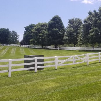 Castle Hill Cider - Cideries Near Me - Keswick, Virginia