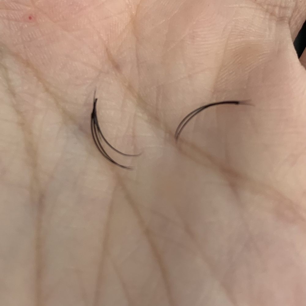 Lash clumps
