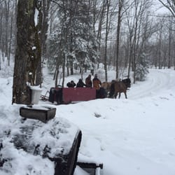 La Tablee Des Pionniers - They offer sleigh rides in the back on most evening. How fun. Bring the mickey of cognac/scotch to enjoy on cold nights!