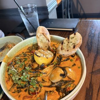 Grackle - Seafood tagliatelle Nero pasta - Cocktail Bars Near Me - Maple Grove, Minnesota