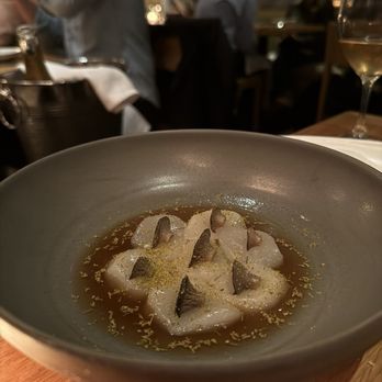 Bar Le Côte - Scallop crudo - Seafood Near Me - Los Olivos, California Bar Le Côte - Scallop crudo - Seafood Near Me - Los Olivos, California