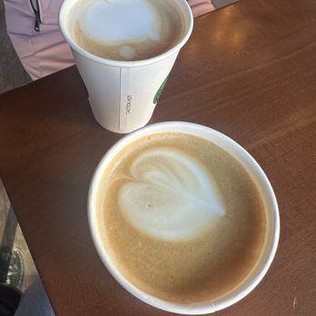 Mofer Coffee Front - Vanilla latte - Coffee & Tea Near Me - Toronto, Ontario
