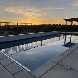 California Trademark Pools - Sunset