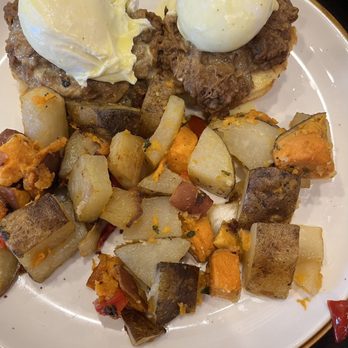 Twisted Fork Brunch Company - Pulled pork Benedict - Breakfast & Brunch Near Me - Bellmore, New York Twisted Fork Brunch Company - Pulled pork Benedict - Breakfast & Brunch Near Me - Bellmore, New York