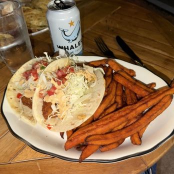 Square Peg - Fish Tacos - American Near Me - Warren, Rhode Island