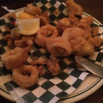 Miller's Pub - 4.17.16 sadly, the order of calamari has gone down in pieces and also mostly squid rings and not the whole baby squid pieces - American Near Me - Chicago, Illinois