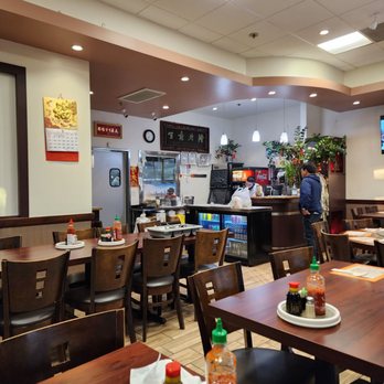 Mandarin Beijing - Hard working Manager/Boss - Chinese Near Me - Chula Vista, California