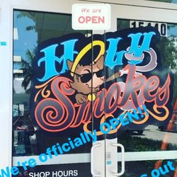 Holy Smokes - Same dhoppimg center as Hurricane grill and fuddruckets