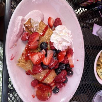 Notchtop - Had the seasonal item- the Crepes w berries! - Breakfast & Brunch Near Me - Estes Park, Colorado Notchtop - Had the seasonal item- the Crepes w berries! - Breakfast & Brunch Near Me - Estes Park, Colorado