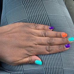 Pretty Me Nail Salon & Boutique