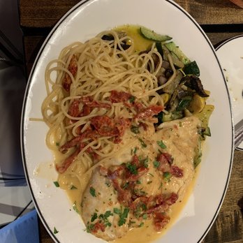 Maria's Italian Kitchen - Pasadena - Chicken Santa Rosa - Italian Near Me - Pasadena, California Maria's Italian Kitchen - Pasadena - Chicken Santa Rosa - Italian Near Me - Pasadena, California