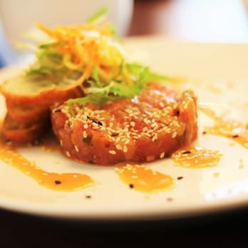 Barnsteiner's - Tuna Tartare (ginger, jalapeno, white soy, sourdough crisps) - Modern European Near Me - Toronto, Ontario