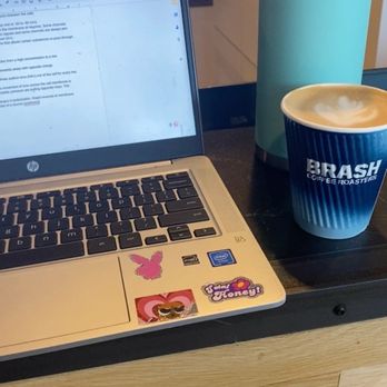 Brash Coffee - Vanilla latte hot - Coffee & Tea Near Me - Atlanta, Georgia