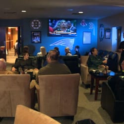 Seasons Grille & Sports Lounge - Seasons Lounge