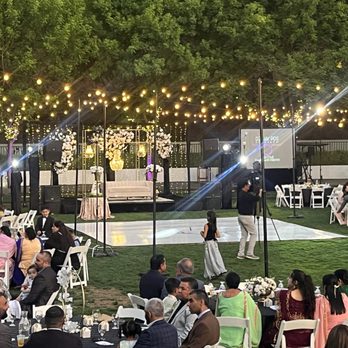 Wente Vineyards - Gorgeous location and backdrop with a lot of space! - Wine Tasting Room Near Me - Livermore, California Wente Vineyards - Gorgeous location and backdrop with a lot of space! - Wine Tasting Room Near Me - Livermore, California