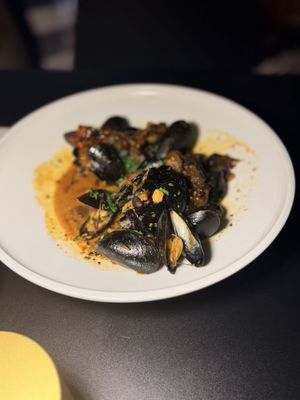 Gemma Fish + Oyster by null