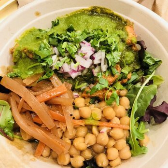 Spice 6 Modern Indian - Indian Salad Bowl with chickpeas and chicken - Indian Near Me - Washington, DC, District of Columbia Spice 6 Modern Indian - Indian Salad Bowl with chickpeas and chicken - Indian Near Me - Washington, DC, District of Columbia