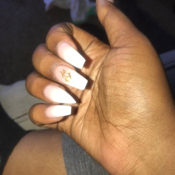 D'lux Nails & Spa - This is the other - Nail Salons Near Me - Aurora, Colorado