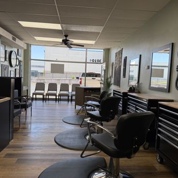 Barber Salon at Boschertown - Hair Salons Near Me - Saint Charles, Missouri Barber Salon at Boschertown - Hair Salons Near Me - Saint Charles, Missouri