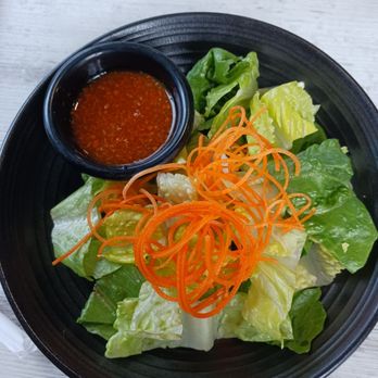 Passionity Steak And Sushi Bar - Salad with ginger dressing (minus tomato) - Steakhouses Near Me - Apopka, Florida Passionity Steak And Sushi Bar - Salad with ginger dressing (minus tomato) - Steakhouses Near Me - Apopka, Florida