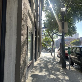 Fishwives - Walk to the restaurant - Seafood Near Me - Pasadena, California Fishwives - Walk to the restaurant - Seafood Near Me - Pasadena, California