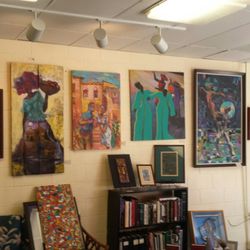 Just Lookin' Gallery