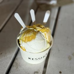 Kessho - Mango sticky rice! Also got ube and lychee rose