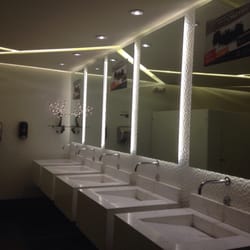 Cinemex - Baños lindos y para limpios