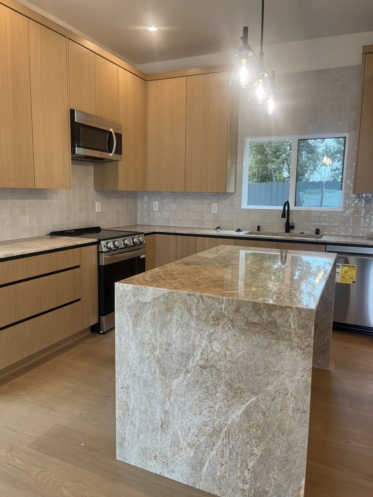 Slide of Platinum Home Builders & Design