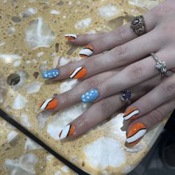 City Nails Bar