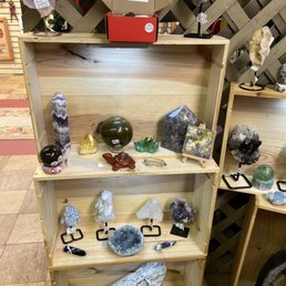 Great selection of crystals. Great selection of crystals.