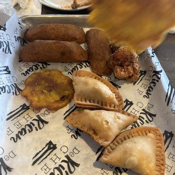 De Rican Chef - Holland Rd. - Derican Sampler - Latin American Near Me - Virginia Beach, Virginia De Rican Chef - Holland Rd. - Derican Sampler - Latin American Near Me - Virginia Beach, Virginia