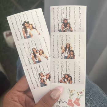 Props Camera Smile Photo Booth - Photo Booth Rentals Near Me Props Camera Smile Photo Booth - Photo Booth Rentals Near Me