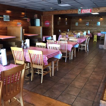 Bucky Bee's BBQ - Barbeque Near Me - Cave City, Kentucky